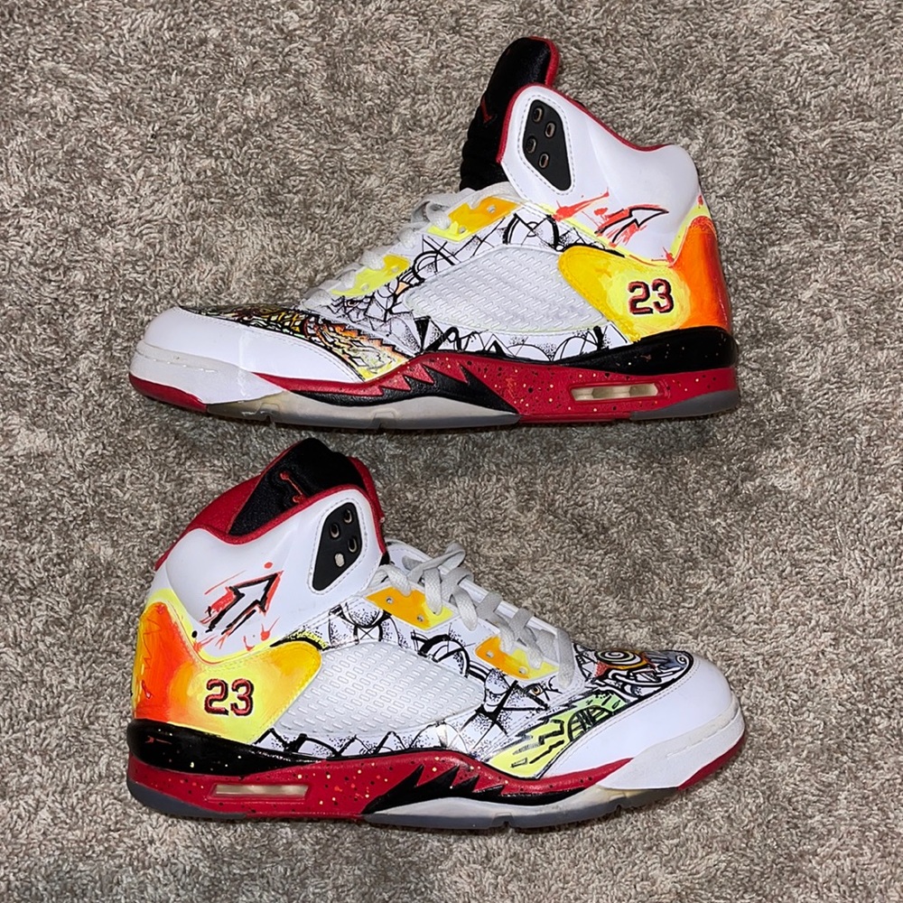 Nike Air Jordan 5 Retro | Fire Red - Picture 9 of 11